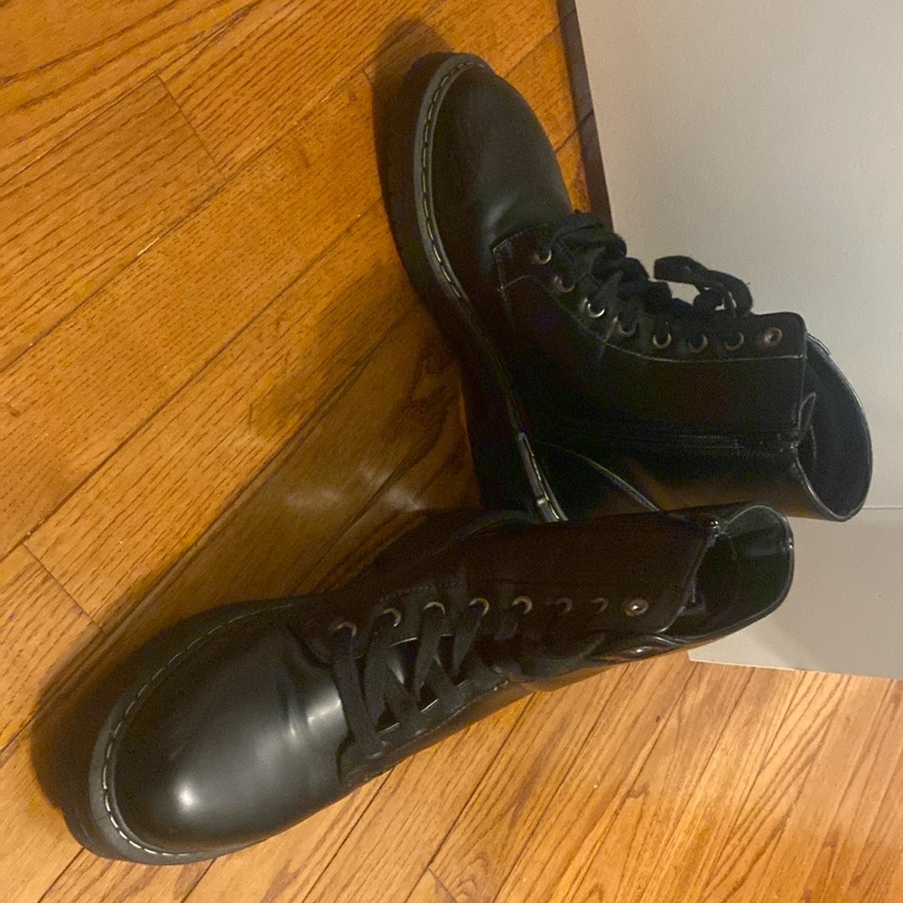 Black boots